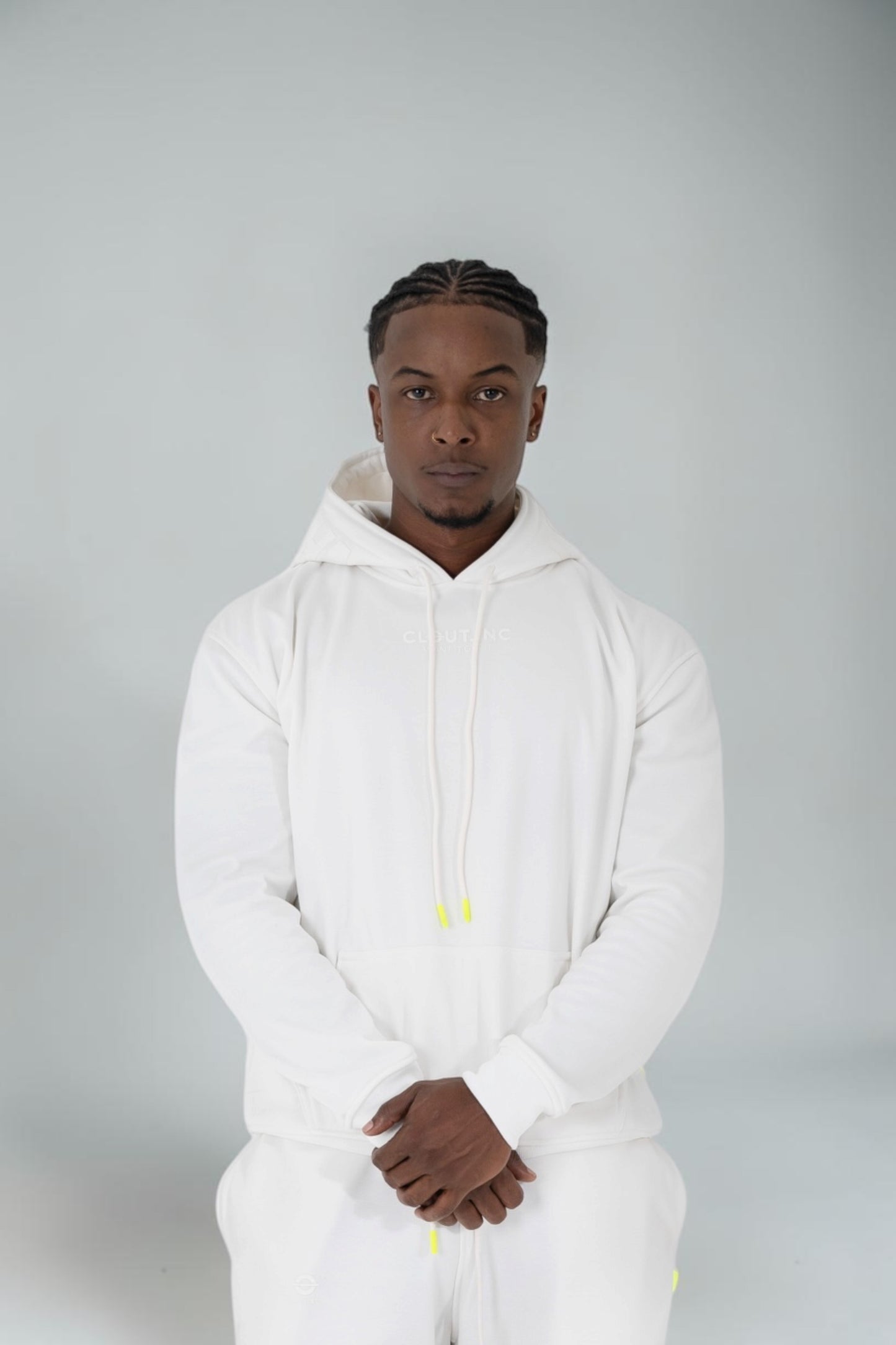 White Want It Get It — Buzo