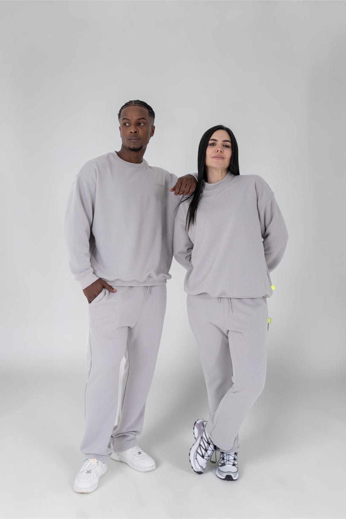 Set Basic Clout streetwear minimalista CLOUT.INC, buzo y jogger algodón