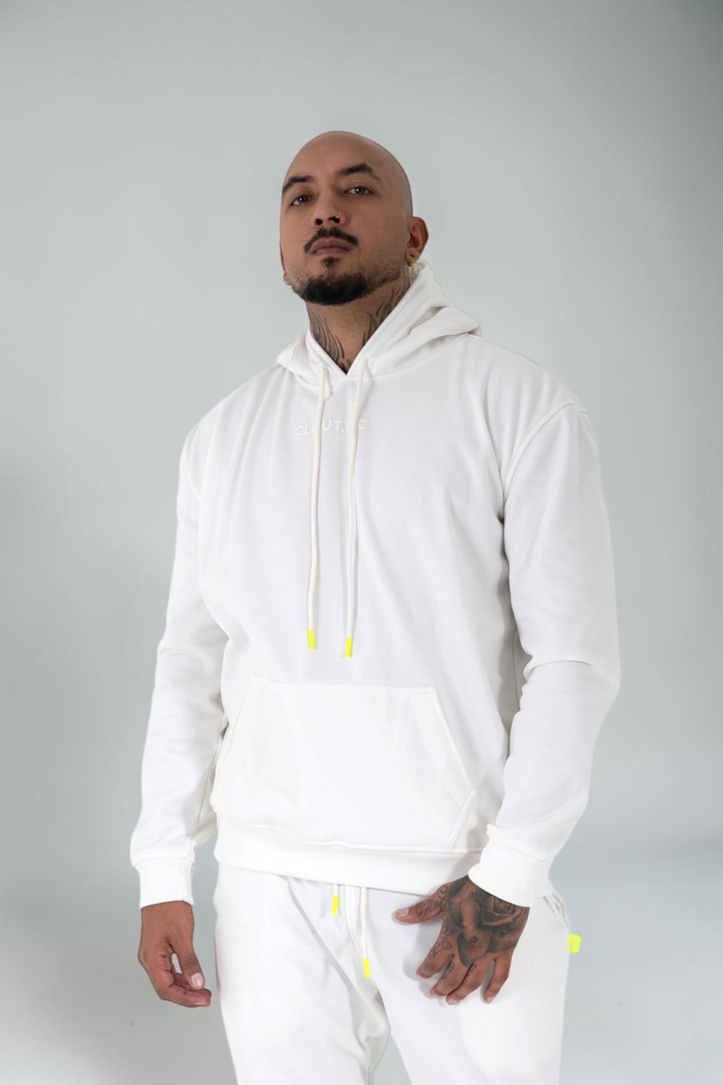 White Want It Get It — Buzo