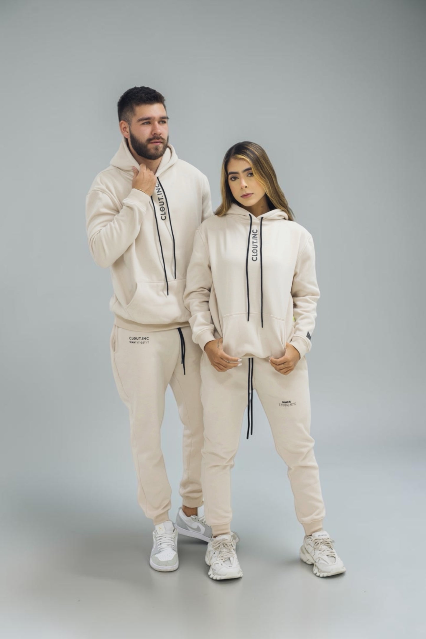 Set Inner Thoughts streetwear CLOUT.INC, buzo y jogger