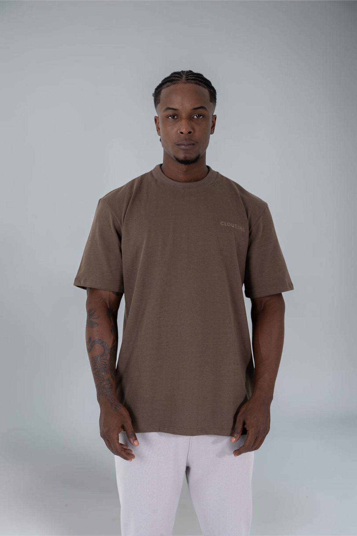 BASIC BROWN T-SHIRT