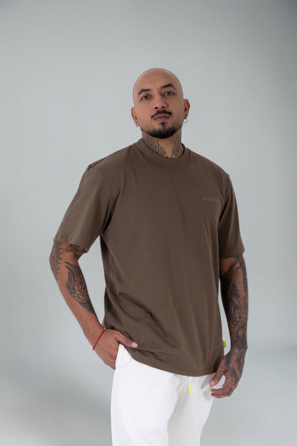 BASIC BROWN T-SHIRT
