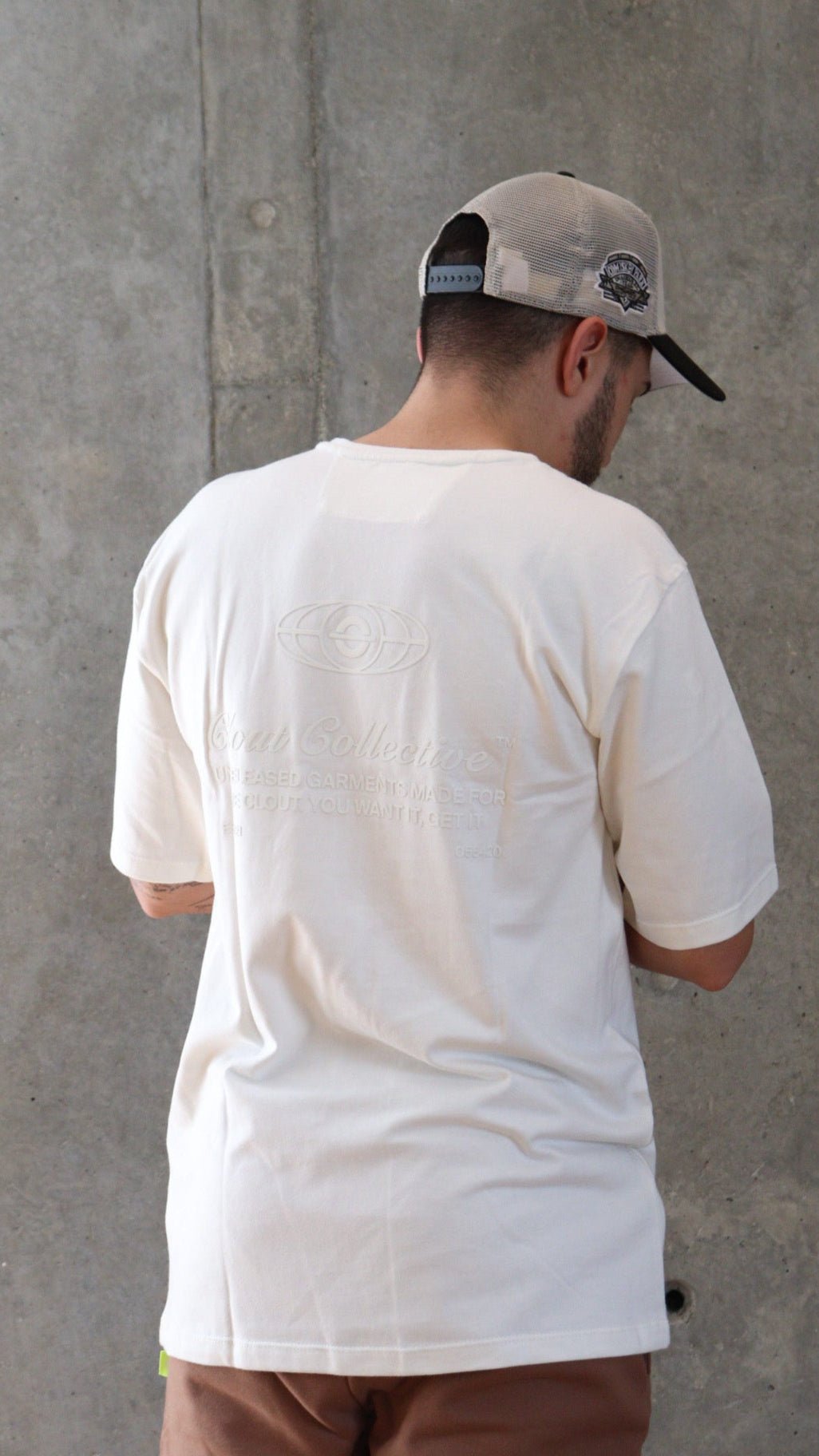 WHITE COLLECTIVE - Clout.Inc