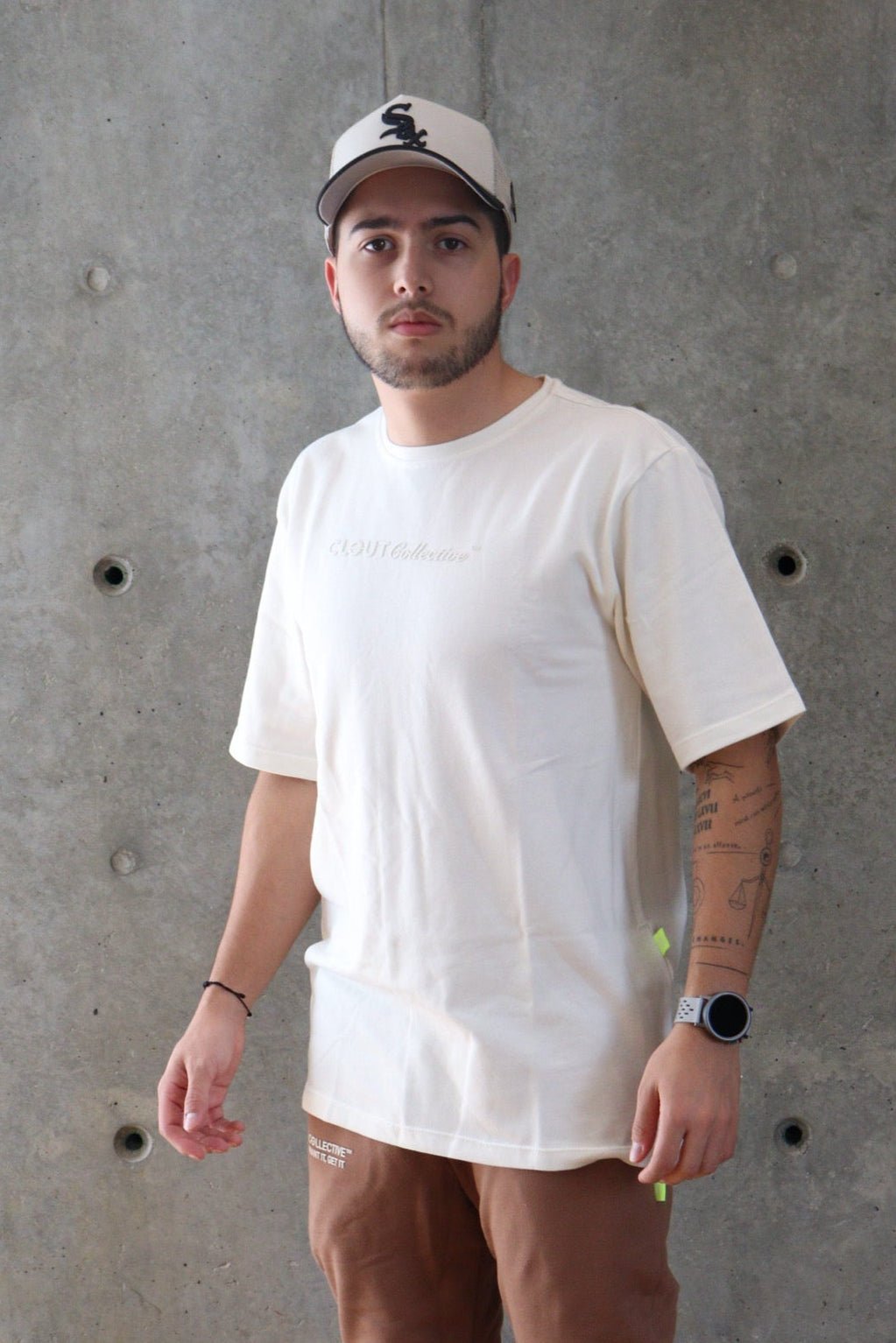 WHITE COLLECTIVE - Clout.Inc